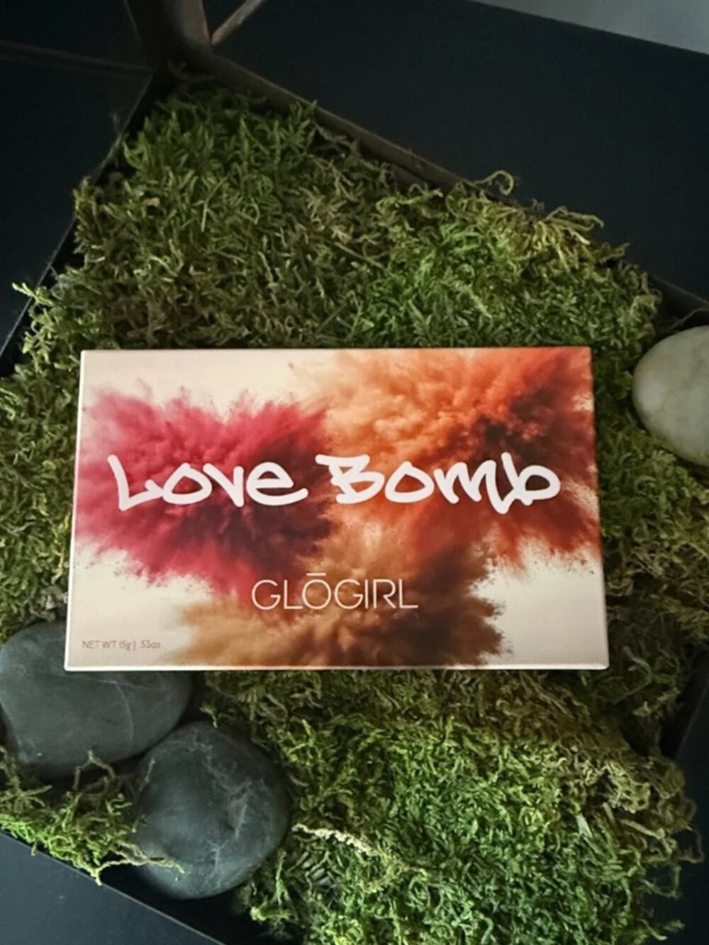 ✨ Brand New ✨ Love Bomb Eyeshadow Palette